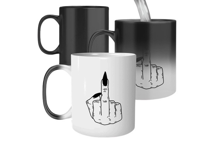 Mug doigt d'honneur thermoréactive pour cadeau