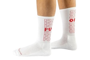 Chaussettes blanches avec inscription Fuck Off rouge 2