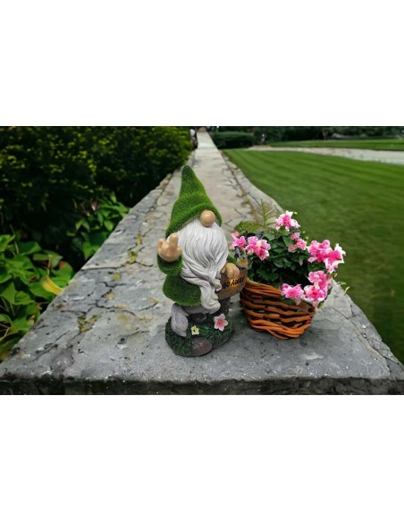 Nain de jardin rigolo fait un fuck avec son doigt d'honneur