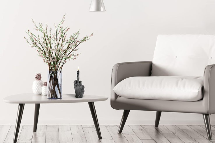 Bougie noire décoration doigt d'honneur